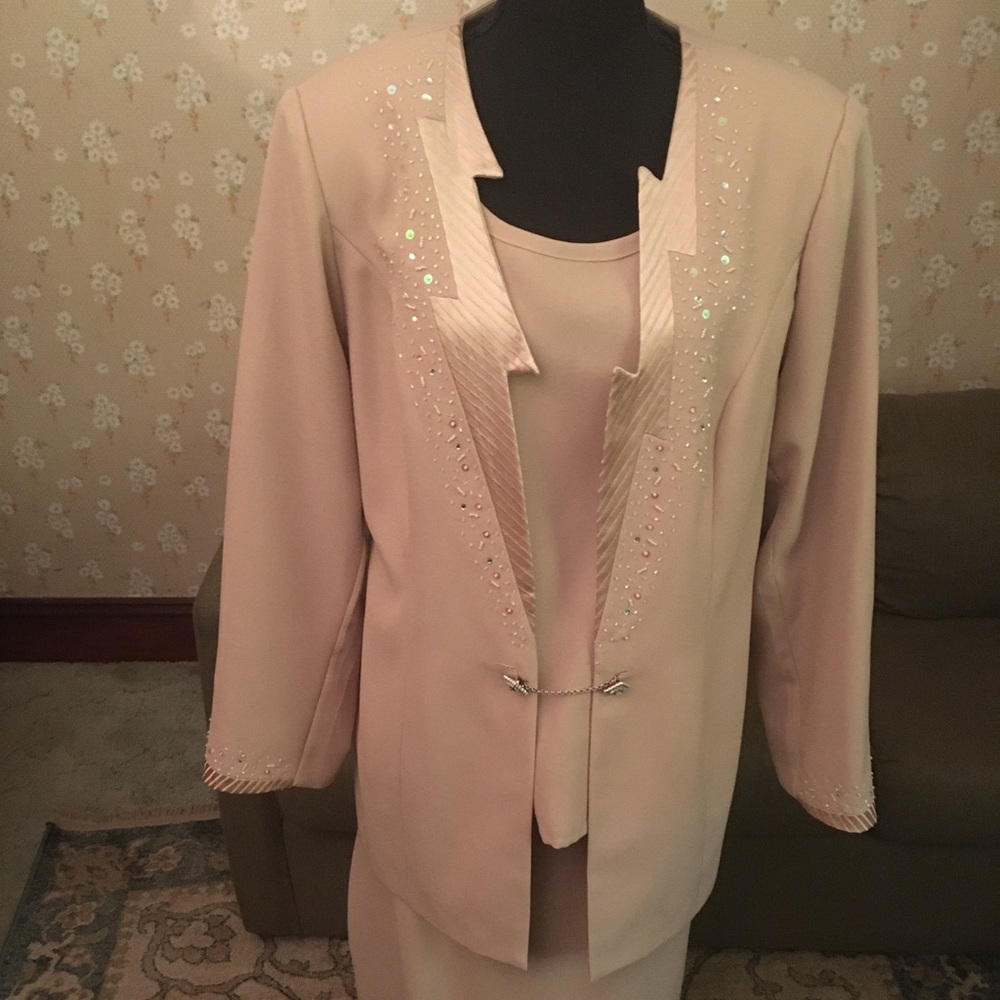 Lisa Rene’ tan, beaded top, 3 piece skirt suit.